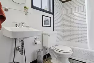 1319 Indianola Ave, Columbus, OH 43201 - Photo 29