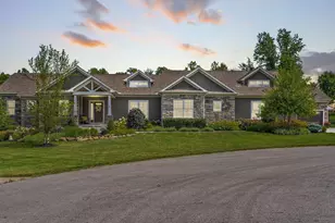 277 Robin Pl, Canal Winchester, OH 43110 - Photo 1