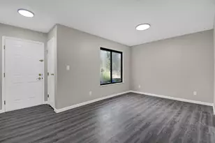 597 Farler Dr, Columbus, OH 43213 - Photo 9