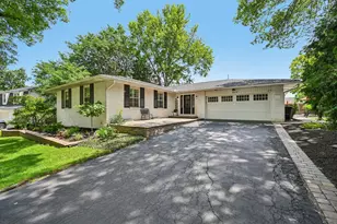 857 Lookout Point Dr, Columbus, OH 43235 - Photo 31
