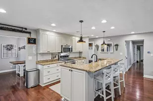 857 Lookout Point Dr, Columbus, OH 43235 - Photo 9