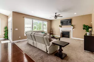 8520 Coldwater Dr, Powell, OH 43065 - Photo 7