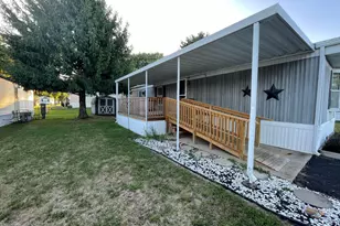 143 Oak Manor, South Bloomfield, OH 43103 - Photo 3