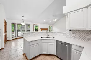5516 Fox Hill Rd, Hilliard, OH 43026 - Photo 11
