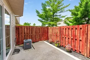 756 Cap Ln, Worthington, OH 43085 - Photo 7