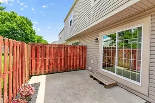 756 Cap Ln, Worthington, OH 43085 - Photo 9