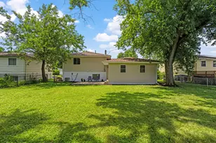 3578 Carthage Ct, Westerville, OH 43081 - Photo 5