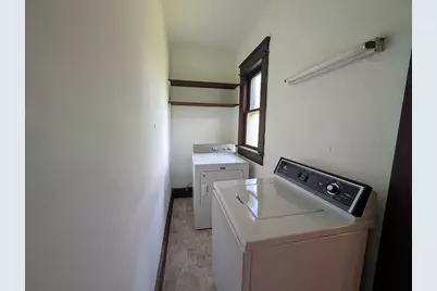 900 W Brown Street, New Lexington, OH 43764 - Photo 15