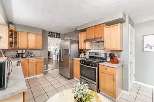 1565 Graham Rd, Reynoldsburg, OH 43068 - Photo 17