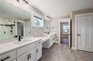 2338 Jaxton Ct, Lewis Center, OH 43035 - Photo 13