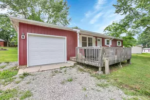 2968 Pleasant Dr NE, Lancaster, OH 43130 - Photo 3