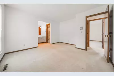 4231 Chaucer Lane, Columbus, OH 43220 - Photo 25
