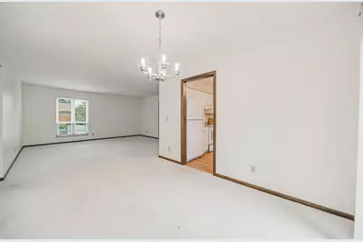 4231 Chaucer Lane, Columbus, OH 43220 - Photo 23