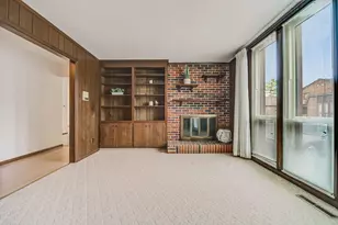 4231 Chaucer Ln, Columbus, OH 43220 - Photo 15