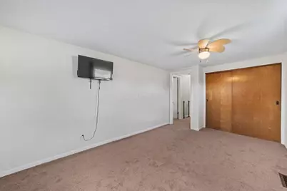 9205 Hopewell National Road, Hopewell, OH 43746 - Photo 45
