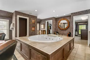 4500 Village Club Dr, Powell, OH 43065 - Photo 49