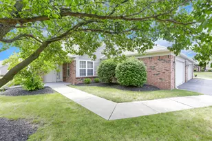 2252 Cove Landing, Grove City, OH 43123 - Photo 1