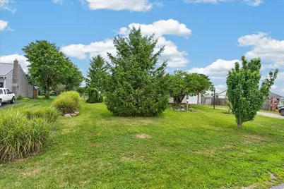 7725 White Oak Road NE, Bloomingburg, OH 43106 - Photo 25