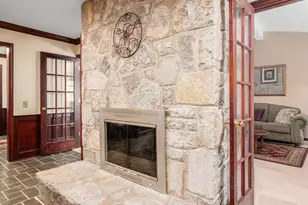 6107 Riverside Dr, Powell, OH 43065 - Photo 15
