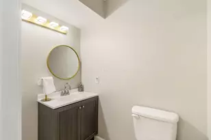 2858 Fairwood Ave, Columbus, OH 43207 - Photo 13