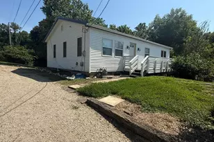 342 W Grogan Ave, Logan, OH 43138 - Photo 1