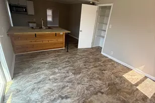 342 W Grogan Ave, Logan, OH 43138 - Photo 11
