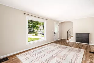 353 Blenheim Rd, Columbus, OH 43214 - Photo 9