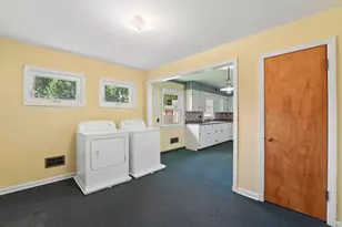 993 Lynwood Ave, Circleville, OH 43113 - Photo 17
