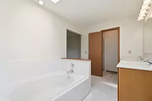 658 Lynnfield Dr, Westerville, OH 43081 - Photo 19
