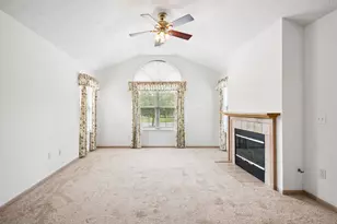 5568 Meadowood Ln, Westerville, OH 43082 - Photo 5