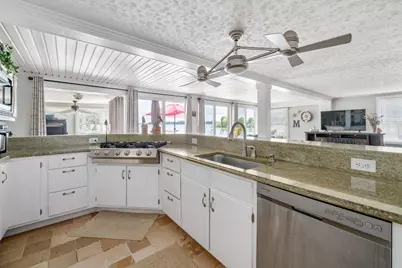 28 Bay View Drive, Buckeye Lake, OH 43008 - Photo 15