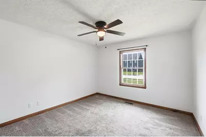 1104 Farmington Lane, Washington Court House, OH 43160 - Photo 37
