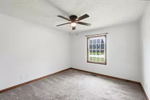 1104 Farmington Ln, Washington Court House, OH 43160 - Photo 37