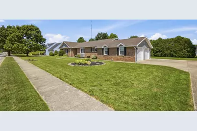 1104 Farmington Lane, Washington Court House, OH 43160 - Photo 3
