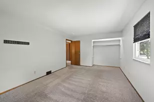 4845 Bourke Rd, Columbus, OH 43229 - Photo 31
