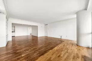 1 Miranova Pl, Columbus, OH 43215 - Photo 3