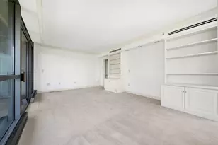 1 Miranova Pl, Columbus, OH 43215 - Photo 13