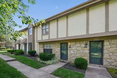 6164 Stornoway Drive S #6164, Columbus, OH 43213 - Photo 1