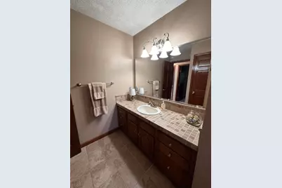 605 Oakwood Drive, Bellefontaine, OH 43311 - Photo 31
