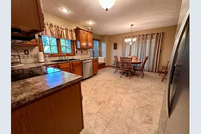 605 Oakwood Drive, Bellefontaine, OH 43311 - Photo 9