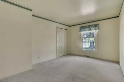 1882 Rosewood NE, Lancaster, OH 43130 - Photo 17