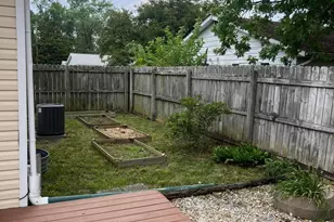 585 Hillsdale Dr, West Jefferson, OH 43162 - Photo 27