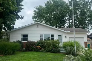 585 Hillsdale Dr, West Jefferson, OH 43162 - Photo 35