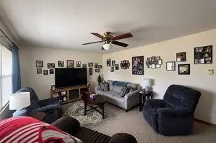 1605 Sunset Dr, Washington Court House, OH 43160 - Photo 5