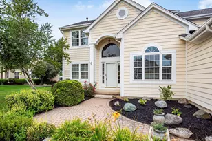 4305 Charles Ct, Hilliard, OH 43026 - Photo 3