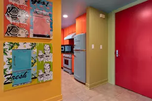 1 Miranova Pl, Columbus, OH 43215 - Photo 5