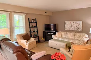 1555 Lafayette Dr, Columbus, OH 43220 - Photo 7