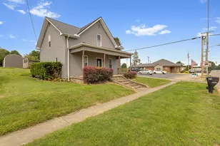 22 W 3rd St, Frazeysburg, OH 43822 - Photo 3