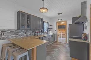 22 W 3rd St, Frazeysburg, OH 43822 - Photo 9