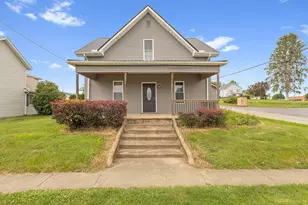 22 W 3rd St, Frazeysburg, OH 43822 - Photo 1